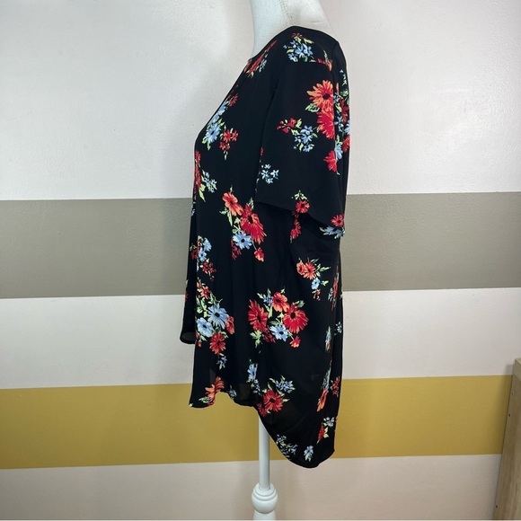 2/$25 Chelsea & Theodore Black Floral Business Casual Feminine Pretty Blouse L - Picture 8 of 12
